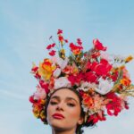 Paulina Chávez Instagram - 🌺🌸🌼🌹🌷 behind the scenes with @paulinafchavez and the horse that loves flowers 📸 @janacantua featuring @paulinafchavez makeup @livbeautified set design @vicky.nonnon hair @dmadivo headpiece @kayleelovesflowers video @josephdvilla Special thanks to @patriciafchavez 🌻