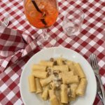 Paulina Vetrano Instagram – Que difícil elegir sólo 10 fotos. A puro baile, pasta y pitttza en LA Roma 🇮🇹🍕🍝🤍