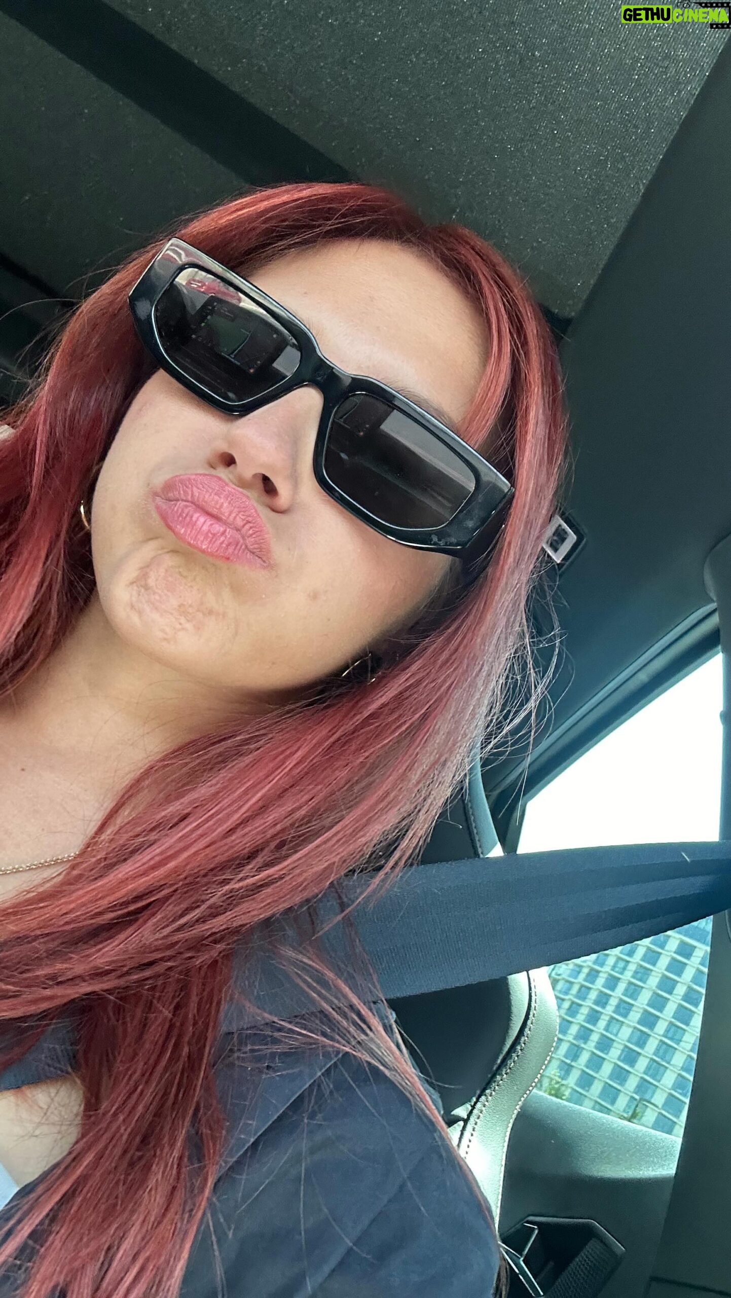 Paulina Vetrano - 7.4K Likes - Que pasa??? Volvieron los luks pero versión colorada šš½ š©š»āš¦° Les copa?