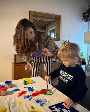Pauline Hoarau Instagram - Sunday at home, always finding some time to play in the midst of moving 🎨 
@dsquared2 #d2kids #adv
