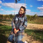 Pauline Bression Instagram - Octobre et Loire 🍁🚲🎈 . #laloireavelo #montgolfière #regiondefrance #merveilles #paysagedautomne #chateaudamboise #leonarddevinci