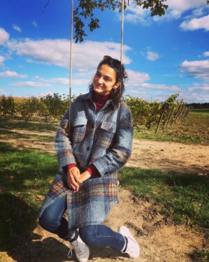 Pauline Bression Instagram - Octobre et Loire 🍁🚲🎈
.

#laloireavelo #montgolfière #regiondefrance #merveilles #paysagedautomne #chateaudamboise #leonarddevinci