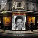 Pauline Bression Instagram – Dans deux semaines c’est la reprise de « Smile » 🤩 
Nous sommes si heureux d’arriver sur le plateau de ce bel écrin du @theatredeloeuvre !
Parce que nous sommes désormais deux comédiens par rôle, voici les dates où je joue : 
– 2/3/4/8/9/10/29/30 juin à 19h 

Plaisir absolu de retrouver cette équipe et d’accueillir @tristan_robin_officiel qui fera sa première le 8 juin. 

@nicolasnebot @dan_menasche @alexandrefaitrouni @grant_lawrens @ophelielehmann 
@mariecredou 👗
@zoe_cattelan 💄
@dume_dominiquemattei 🎶
Laurent Béal 💡
Sous l’orchestration générale de @tcholeleproductions 🤍🩶🖤

Petit spoil : nous serons aussi au Festival d’Avignon !!! 🤩
(Au @theatredesbeliers_avignon à 20h50 du 7 au 29 juillet). 

📷@jeremy_nebot