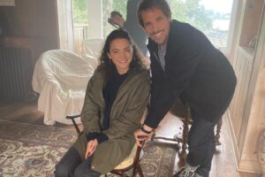 Pauline Bression Instagram - Il y a une semaine déjà c’était la fin du tournage de « Lame de Fond » réalisé par @brunogarcia.p, fin de jeu pour ma « Elise Vignon ».

Merci @rebeccavaughancosqueric pour la capture de ces moments ! 
Très chaleureusement entourée 💕

Et je vous tiendrai au courant dès qu’on en saura plus sur la date de diffusion biensur 😉

#lamedefond #dinard #ryoanproduction #france3 #tournage