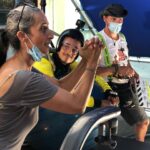 Pauline Bression Instagram – Un été à Marseille où la vie est plus belle ☀️, c’est 129 séquences tournées en deux mois. Ce sont évidemment des rires et des pleurs, dans le jeu comme dans la vie, des plannings modifiés pour cause de covidés et de décès de proche, des équipes qui essayent de rester le plus soudées possible pour que l’on se sente tous soutenus. Alors encore un grand merci à ces équipes incroyables, de mise en scène, de régie, de hmc et on espère que cette intrigue vous plaira ! 
Big up à la première session de Béa en réal, au soutien de nos coachs, et big up à ces comédiens de ouf avec qui j’ai tourné tout l’été ☀️💕

#ete2021 #onset #massilia