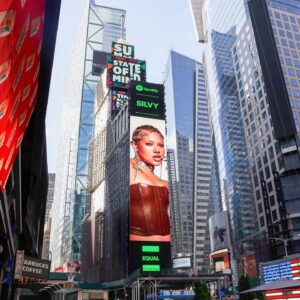 Pavida Moriggi Instagram - Made it to be Thailand’s EQUAL Ambassador of the Month 😭✨ and my face is in New York’s Times Square! Such an honor to be part of Equal Campaign where everyone is equal and has the opportunity to represent themselves as who they are. My name is SILVY, I’m from Thailand. Big. Queer. And Proud. Love, and big thanks to my team and @spotifyth @spotify @spotifyasia 💓
Also check out the “equal playlists” where u can listen to women from all over the world<3
มาไกลมากเลยวันนี้ ดีใจจัง
