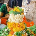 Payas Pandit Instagram - नयनों में काशी बसे, जीवन सुख आधार, विश्वनाथ काशी करें, नमन तुम्हें साकार ।। निर्मल सहज स्वभाव हो, वाणी मधुर विचार, विश्वनाथ काशी जपें, जीवन सुख का सार ।।🕉️काशी विश्वनाथ 🙏हर हर महादेव 🙏 @payaspandit__ #payaspandit #payaspandit❤️❤️