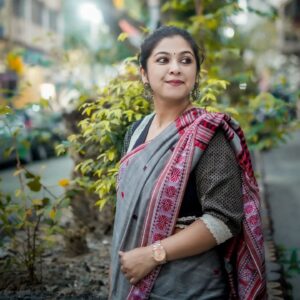 Payel De Instagram - Tumi Emni Emni Esho....

📷 : @argha_giri 
🔗 : @rudrakshprnads 

#photooftheday #randomclick #randomphotos #explorepage #explore_calcutta #instadaily #instafashion #instagram #actorslife #follow #followformore