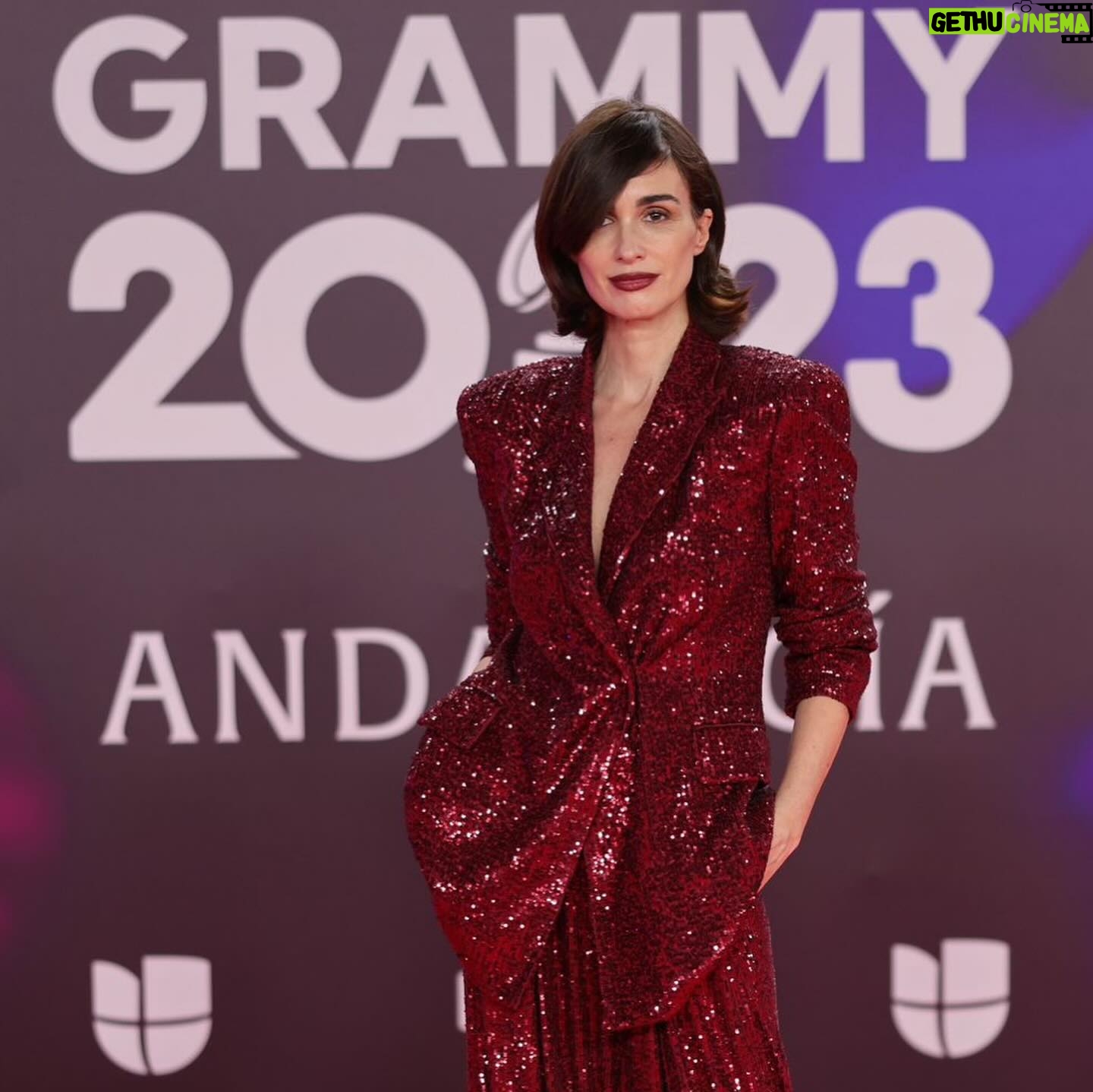 Paz Vega Instagram - ♥️ Una noche donde la pasión brilló más que nunca ✨💫 Thx @pedrodelhierro_official ♥️moda española @latingrammys ⚡️ . . . Red carpet 📸 Cortesía de La Academia Latina de la Grabación®️ Pic @victorlafuentephoto @carmendejuan 💋@stellopino 💫