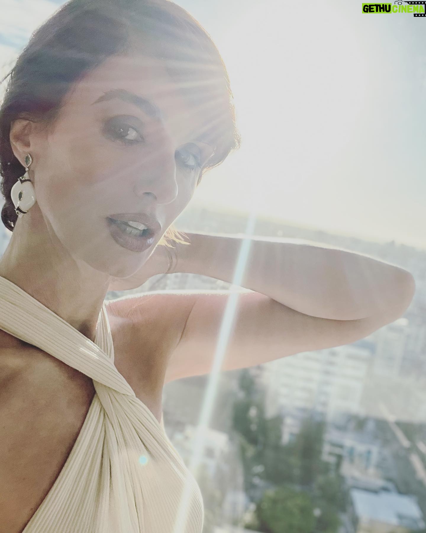 Paz Vega - 16.9K Likes - Festivaleando en Santo Domingo
🥂🥂♥️
@tamoencinerd
.
.
.
@liapellerano
@jo.hanyduran
@maylevasquez
@leslie.motajewelry
@elvirasepulvedahair
@andrewssaldana