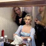 Pelageya Khanova Instagram - ❤️Крокус. Полный. С балконом. 6 тысяч человек провели вчера с нами вечер🙌🏻 - дорогие наши зрители! Спасибо каждому, кто пришел! Спасибо за аплодисменты, пение с нами, овации! Спасибо за то, что начав этот год с вами ТАКИМ концертом, мы точно знаем, что год будет хорошим! ❤️Отдельное спасибо девочкам из фан-клуба за флэш-моб! Вы умницы и красавицы, - спасибо!🙏🏻 Гордимся ВСЕМИ нашими фан-клубами, маленькими и большими, московскими и из других городов нашей необъятной Родины! Каждому и каждой - спасибо вам за преданность и поддержку!❤️ Спасибо за смелость принять участие в таком ответственном концерте «голосятам» Давиду Саникидзе @david__sanikidze и Сашеньке Харазьян @kharaziansasha ! Вы прекрасные артисты! Пусть у каждого из вас будет такой же полный Крокус😘 Спасибо всем службам @crocuscityhall за отлично проведенный сложный концерт! И еще раз - спасибо, наш дорогой зритель за веру и отклик❤️ #пелагея #группапелагея #крокусситихолл #рождество #рождественскийконцерт #фолк #фолкрок #folk #folkrock #народнаяпесня #русскаяпесня