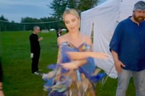 Pelageya Khanova Instagram - 💃🏿🕺🏻🤣