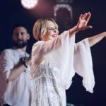 Pelageya Khanova Instagram - ⚡️Сегодня, наконец-то, встреча с любимым Уфимским зрителем!🙏🏻 Тинькофф Холл, 19.00 ❗️В Оренбурге концерт состоится осенью! Обязательно!🤘🏼 📸 Фоторепортаж концерта в Краснодаре, 4 мая. Спасибо Яне Якушиной @adelya.han 🙏🏻❤️ #пелагея #пелагеяханова #группапелагея #краснодарконцерт #русскаямузыка #хитыпелагеи
