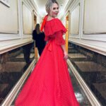 Pelageya Khanova Instagram - ⚡️Эфиры на Федеральных каналах ко Дню Победы: Первый Канал 08.05.24, в 19.00 Гала концерт ко Дню Победы «Спасибо за верность, потомки» Канал Россия-1: 09.05.24, в 12.20 Большой праздничный концерт, посвященный Дню Победы #пелагея #военныепесни #деньпобеды #недлятебя #группапелагея #первыйканал #фолк #pelageya #folkrock #folkrock