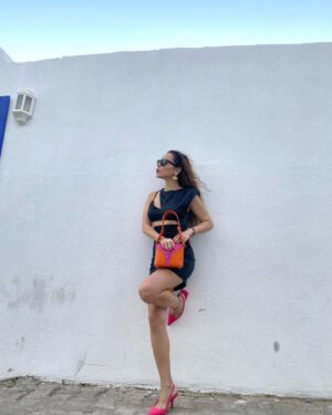 Pelin Ermiş Instagram - Çantamı pek beğenmişimdir 🧚‍♀️ @hivaatelier
