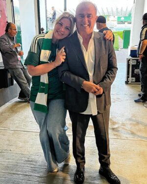 Pelin Öztekin Instagram - ☘️ #panathinaikos 🤍💚
