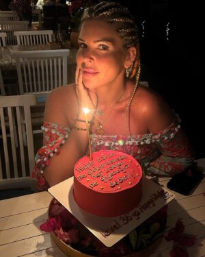 Pelin Öztekin Instagram - Bodrum’23 dump! 😎