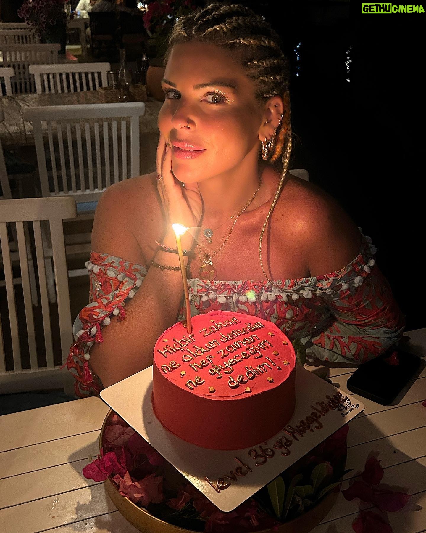 Pelin Öztekin - 5.3K Likes - Bodrum’23 dump! 😎