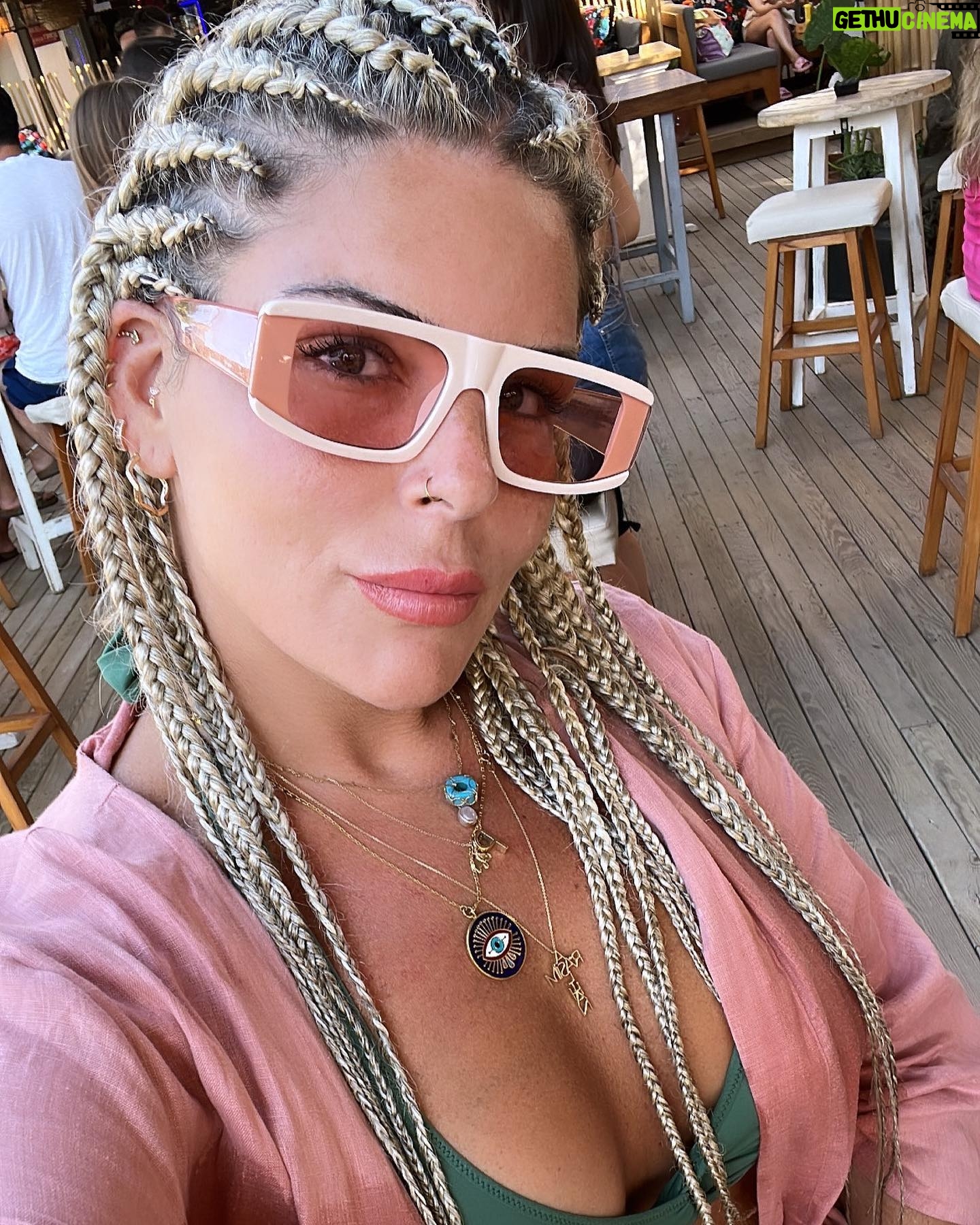 Pelin Öztekin - 5.3K Likes - Bodrum’23 dump! 😎