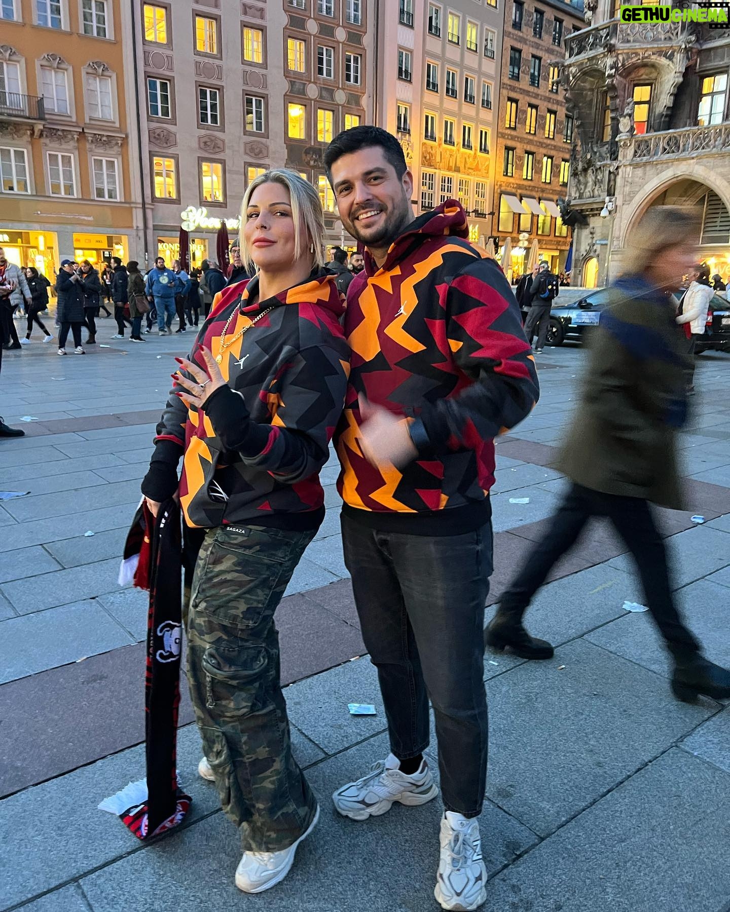Pelin Öztekin - 8.4K Likes - 🐣 Sonra dedim ki;
İyi ki Galatasaray’lıyım bee 💛♥️🦁