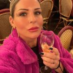 Pelin Öztekin Instagram - Pelin in Paris #👩🏼‍🎨 & Happy New Year! 2024 🐥 part2! ♥️