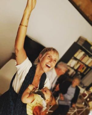 Pénélope McQuade Instagram - Party-time pour mes ovaires.