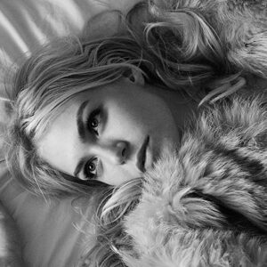Penelope Mitchell Instagram - My friend @thetylershields took this picture of me at his house last weekend.
