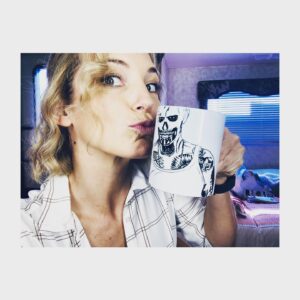 Perdita Weeks Instagram - You have to wait another week for another episode of Magnum PI. So here’s a pic of me and my favourite investigative partner, coffee.