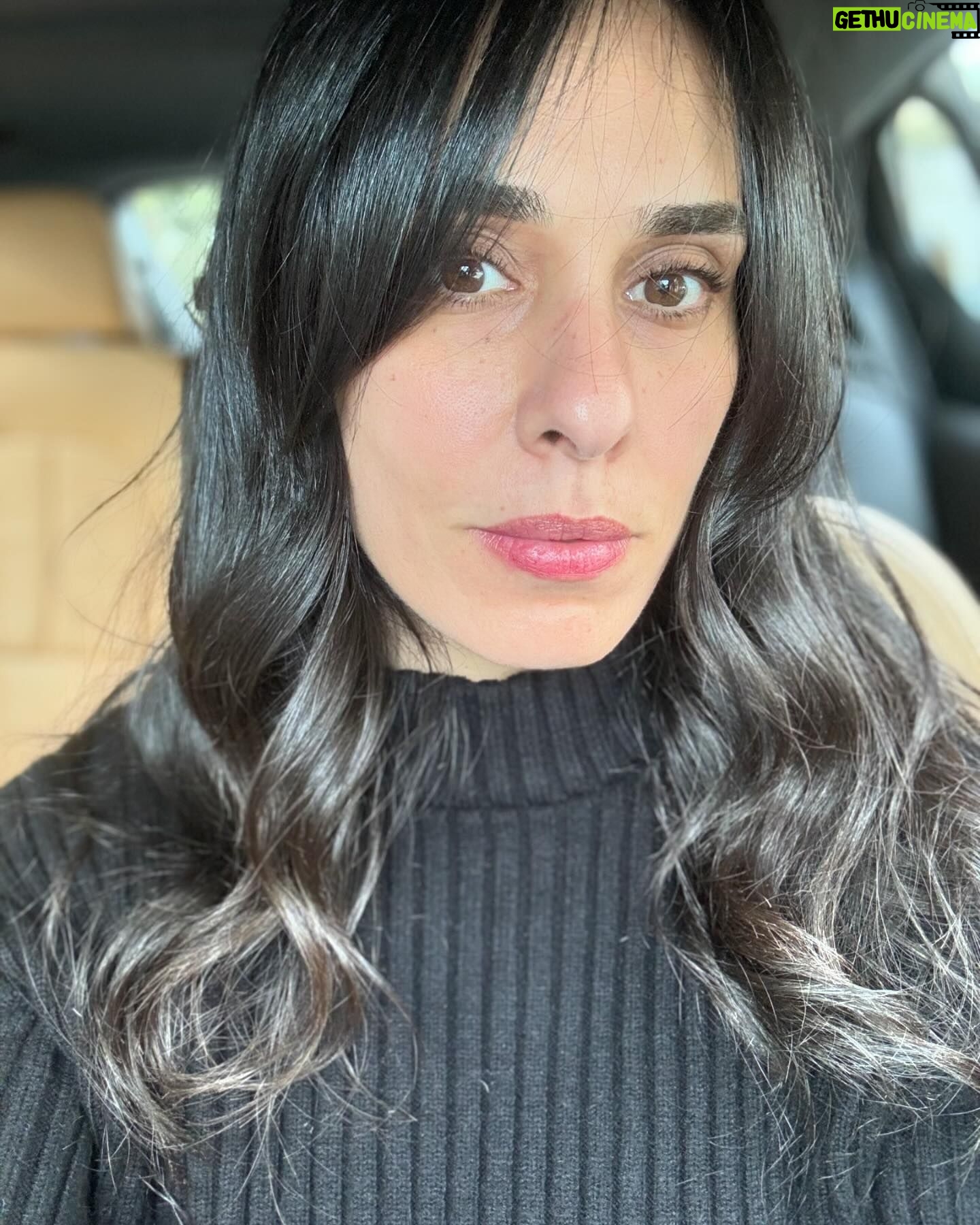 Perihan Ünlücan Instagram - Makyajsız, filtresiz , gündelik , ben gibi, sen gibi, olduğu gibi,olması gereken gibi..