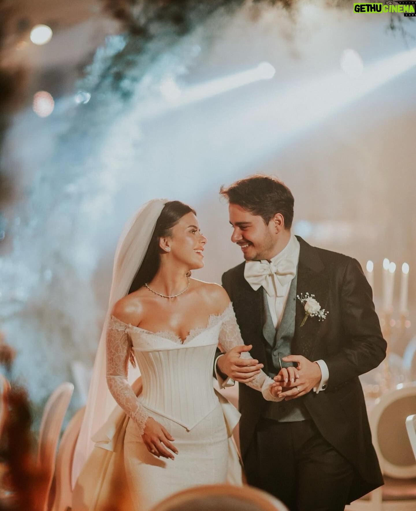 Perihan Savaş Instagram - Canımın içi oğlum sen benim hayatıma giren Bana can olan biriciğimsin iyi ki doğdun iyi ki benim oğlum oldun aynı zamanda doğum gününde evlendin canım kızım canım oğlum bir yıl ne çabuk geçti sağlıklı nice seneleriniz olsun birbirinize hep güzel bakın sizi seviyorum @savaszafer @melisketenci