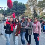 Perihan Savaş Instagram - Cumhuriyet bayramımızı kutlamaya hazırız @zubeydemelekakkas @hulle967 @melisketenci @nurtenakkas 🇹🇷🇹🇷🇹🇷🇹🇷🇹🇷