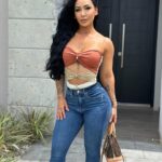 Perla Montemayor Instagram - No me pude decidir… ¿1,2,3 o 4? Santi amo la última … esa es la que menos me gustó a mí 😂