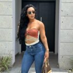 Perla Montemayor Instagram - No me pude decidir… ¿1,2,3 o 4? Santi amo la última … esa es la que menos me gustó a mí 😂