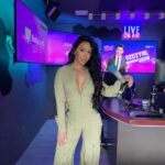 Perla Montemayor Instagram - Las locutoras también nos vemos bonitas 🫶🏼😂 😘 (Cuando no venimos en pijamas) @digital1015 @divamodafashioncouture