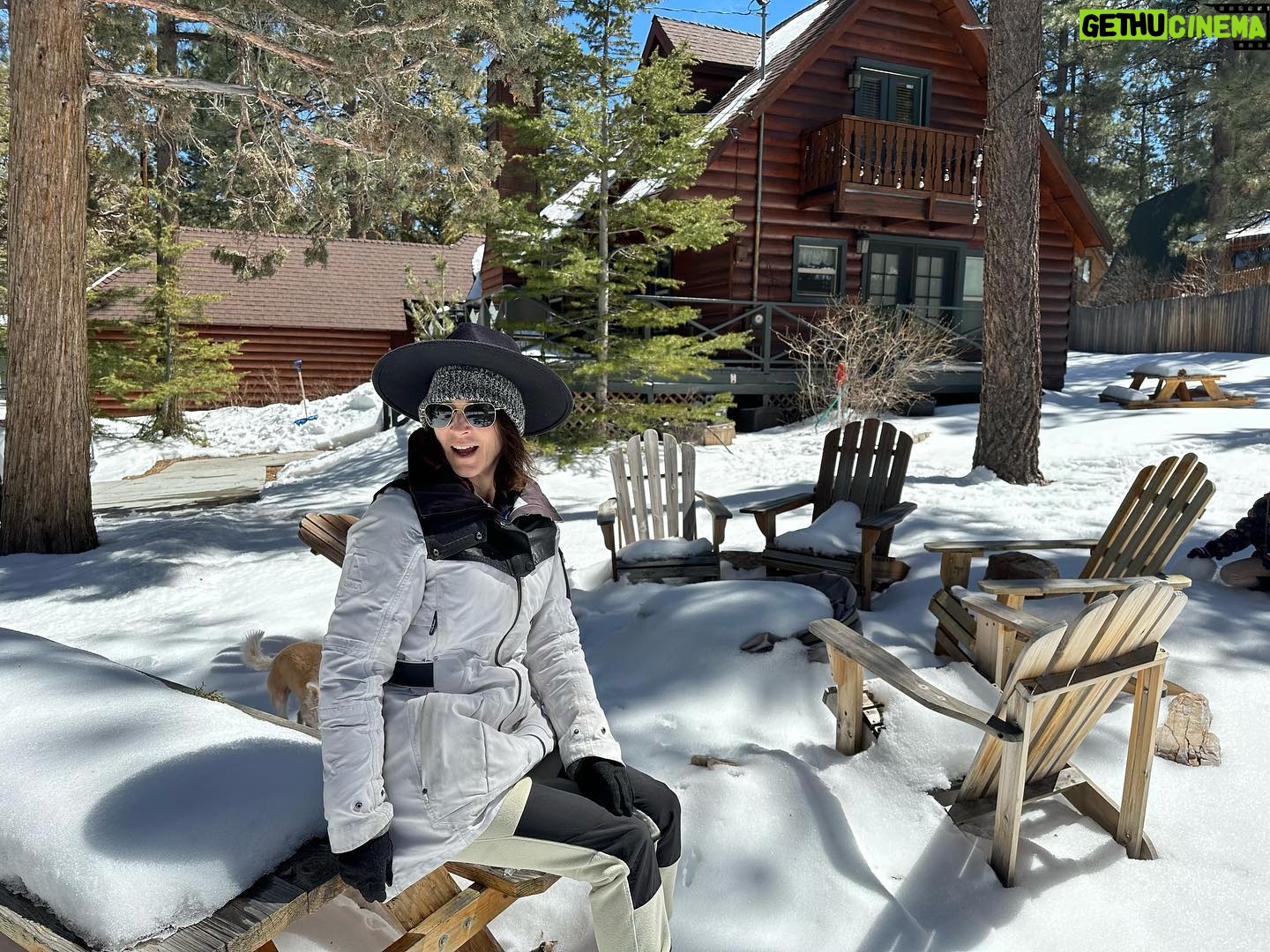 Perrey Reeves - 563 Likes - Blinded by the light! Thanks for the sunnies @randolphusa @thehopibag