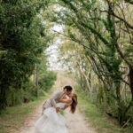 Perry Mattfeld Instagram - Exclusive: Actress @perrymattfeld wed football star and current @nfl analyst @mark_sanchez during a magical weekend affair in #Oaxaca. The bride, whose resume includes @cwinthedark and @shameless, wore a custom @karensabagbride gown to say "I DO" on the steps of a 16th-century colonial monastery. 222 of their closest loved ones joined in celebrating the pair who chose #Mexico to honor their Mexican descent. #caratsandcake 📷: @diegopadillaweddings 📋: @verovivaseventos 💐: Carlos Guzman Designs 📍: Casa dos Lagos (reception) 👰‍♀️: Custom bridal by @karen.sabag for @karensabagofficial 💄: @makeupartisthannah 🤵‍♂️: @chookhare (custom) 👗: Custom bridal by @karen.sabag for @karensabagofficial 💌: @every.little.something and @kellykristindesign 🎥: @joshmarttin 🎤: Eddie Sumlin (DJ), Leslie Powel (singer), and Seth Cook (singer)