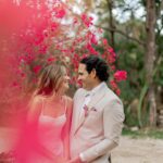 Perry Mattfeld Instagram - Exclusive: Actress @perrymattfeld wed football star and current @nfl analyst @mark_sanchez during a magical weekend affair in #Oaxaca. The bride, whose resume includes @cwinthedark and @shameless, wore a custom @karensabagbride gown to say "I DO" on the steps of a 16th-century colonial monastery. 222 of their closest loved ones joined in celebrating the pair who chose #Mexico to honor their Mexican descent. #caratsandcake 📷: @diegopadillaweddings 📋: @verovivaseventos 💐: Carlos Guzman Designs 📍: Casa dos Lagos (reception) 👰‍♀️: Custom bridal by @karen.sabag for @karensabagofficial 💄: @makeupartisthannah 🤵‍♂️: @chookhare (custom) 👗: Custom bridal by @karen.sabag for @karensabagofficial 💌: @every.little.something and @kellykristindesign 🎥: @joshmarttin 🎤: Eddie Sumlin (DJ), Leslie Powel (singer), and Seth Cook (singer)