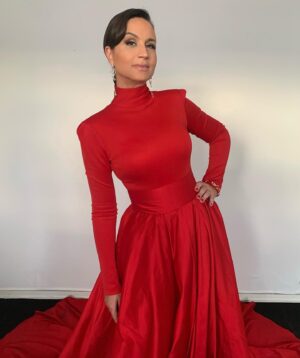 Petra Mede Instagram - Har sällan känt mig vackrare. Vilket team ni är ❤️❤️❤️ 
Styling @sarabiderman 
Klänning @idalanto_couture 
Smink @connybackstrom 
Hår @gustav.lagertrad 
Stylistassistent @sarahhjanina 
Smycken @olelynggaardcopenhagen 
Naglar @fridaselkirk @stockholmbeauty