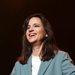 Petra Mede Instagram - Men vad händer? Föreställningen 50/50 utsåld och föreställningar nu ända in i 2023! ✨✨✨✨✨
För biljetter se länk i bio!
En får tacke @anna.granath @scalateatern @squisheeeeh