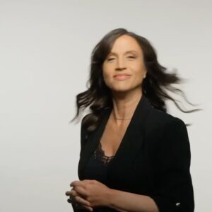 Petra Mede Instagram - Har ni sett den här? Jag tror den är några sekunder längre än den förra.