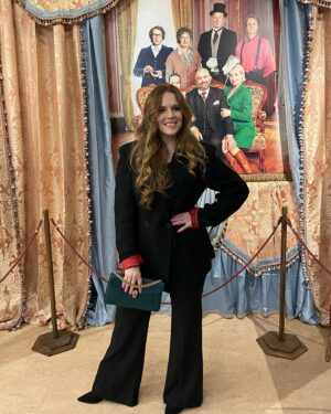 Petra Nesvačilová Instagram - Premiéra @aristokratkavevaru byl to úžas ✨✨✨ děkuji hlavně moji milované @mariakohutik za překrásný outfit 🤍🤍🤍 šperky @messika ✨ kabelka @bulgari ✨ sako @michaelkovacik, make-up & vlasy božská @hristinageorgievska děkuji 💋. Děkuji za krásný večer všem kolegům a kamarádům a mé rodině. A Vám krásný den 💋💋💋 #premiera #film