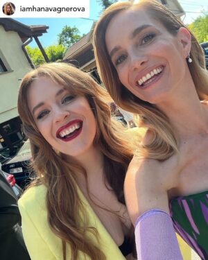 Petra Nesvačilová Instagram - Me & my soulmate @iamhanavagnerova ❤️❤️❤️ for @elleczech #backstage #photoshoot