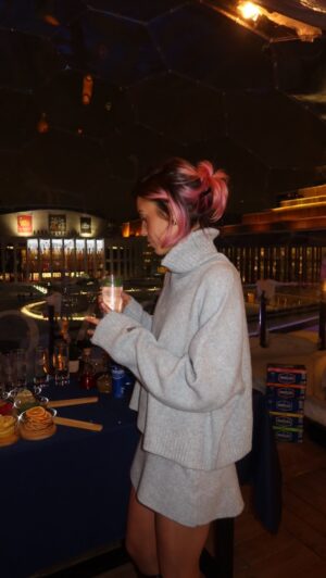Pézie Beaudin Instagram - ❄️ CONCOURS 1 AN DE MONTELLIER GRATUIT ❄️

Coucou! Grâce à @montelliercanada, j’ai eu la chance de passer une soirée, à la belle étoile, aux Refuges du @restaurantbivouac où j’ai passé une magnifique soirée. ET, Montellier veut t'offrir la chance de passer une nouvelle année pétillante en faisant tirer parmi mes abonnés UN AN de Montellier 🫧

Pour participer :

-Commente cette publication en identifiant la personne avec qui tu as hâte de célébrer la nouvelle année 
-Abonne-toi à @pezie.beaudin et à @montelliercanada 

Le concours se termine le 21 décembre 2023 à 11h59!

Bonne chance! 
#ad