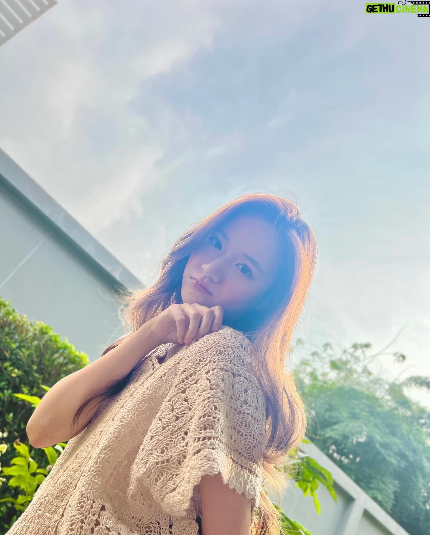 Phatchatorn Thanawat Instagram - Be a little bit of sunshine in someone’s day. ⛅️