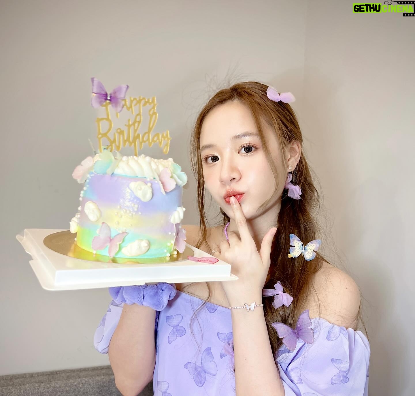 Phatchatorn Thanawat Instagram - ~❥ 𝓗𝓪𝓹𝓹𝔂 𝓫𝓲𝓻𝓽𝓱𝓭𝓪𝔂 𝓽𝓸 𝓶𝓮²⁸ ~ May this birthday bring me and my loved ones happiness and good fortune.☼