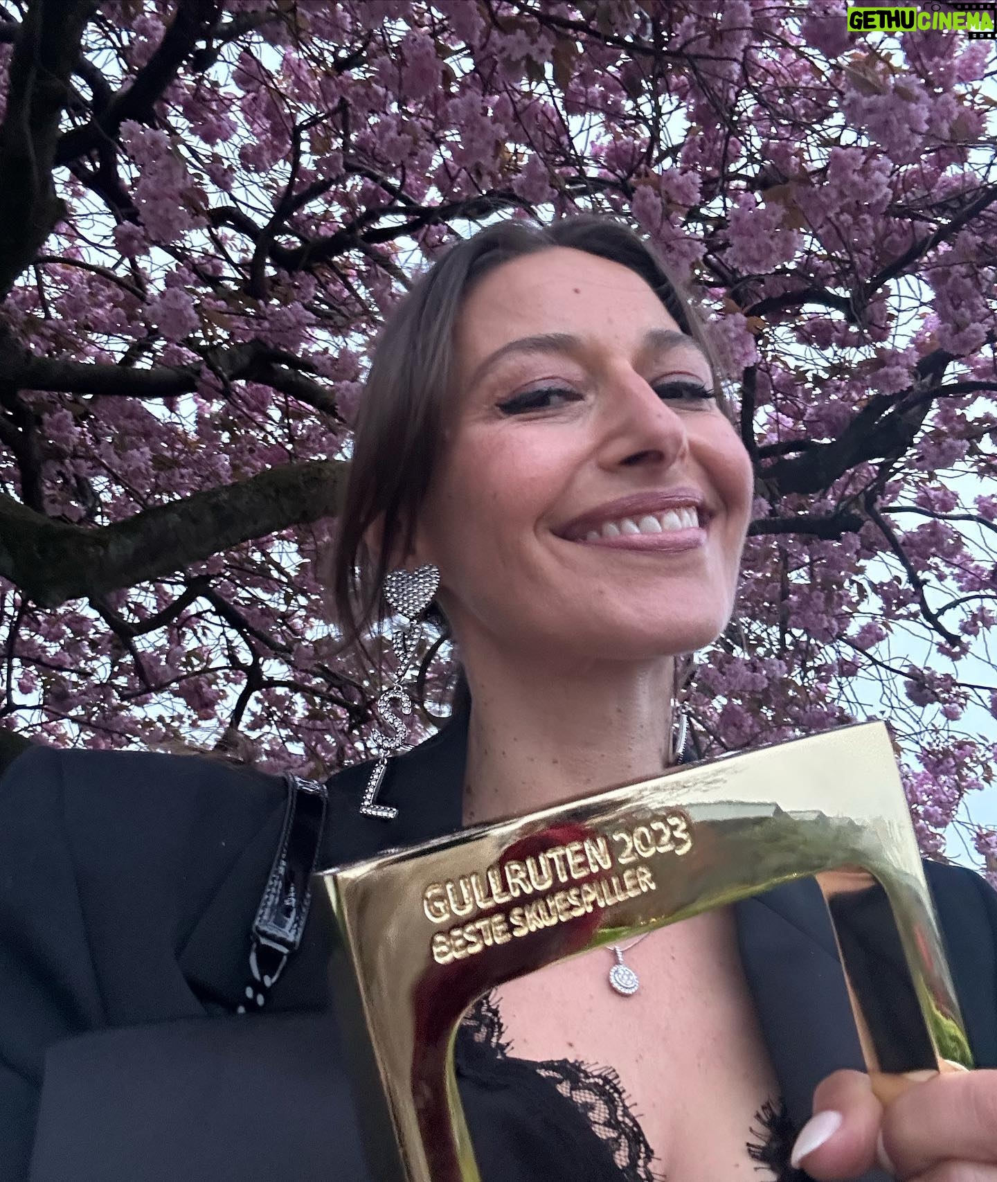 Pia Tjelta - 14.1K Likes - Verdens gladeste akkurat nå!