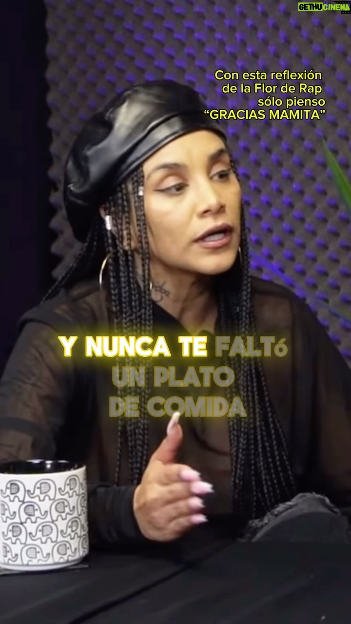 Piare - 7.5K Likes - Que linda la @florderap hija, esa comprensión también la demuestra como la gran madre que es 👏👏👏
Capítulo completo en mi perfil
La maternidad es compleja, es triste, es hermosa. Es instinto y no porque te llegue una magia divina que se te activa, es instinto porque como no sabes con certeza qué hacer, hay que ir inventando, adivinando y creando según vamos sintiendo qué es lo mejor, día a día y con las herramientas que tenemos.
TE AMO MAMITA