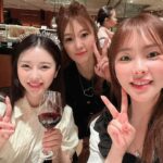 Pile Instagram - . もうほぼ家族みたいなれなと かわいい優しい家族と お誕生日を2回もお祝いしてもらいました❤️ ぴーちゃん、ぴーちゃんて呼ばれてて なんかくすぐったい🤣 皆でTシャツもお揃いでした🤣❤️ ホントにありがとう😆💕