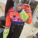 Pile Instagram - . カラーリングやパーマーの周期に合わせて 補修と改善をする髪質改善をしに！ 改善というか、補修トリートメントをしながら縮毛をかけるかんじかなー？🤔 でも髪はまっすぐ束になるのでストレート好みのかたにはいいかも！！ 馬のしっぽみたいにまとまってる🐎 今後どうやってケアすればいいかも教えてくれるから👍️