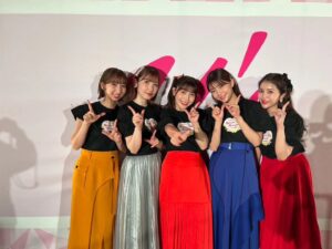 Pile Instagram - .
2日目！！❤️🧡💛💙🤍
変わらずたのしくて
ありがとう！⭐
見切れ席まで満員御礼で
上から横から光が落ちてきそうなくらい
キレイでした～！
杖ついても会おうね～🤣！！！
.
いつでも何度でも青春していいじゃないか～！
.
.
.
.
#lovelive #ラブライブ #μʼsトークセッションday2 #μʼs #μs #ミはμsicのミ